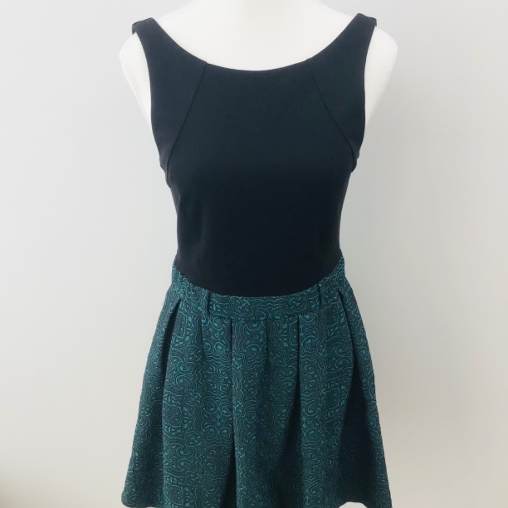 FOREVER NEW size 10 mini dress with black top and green brocade skirt - Picture 7 of 13